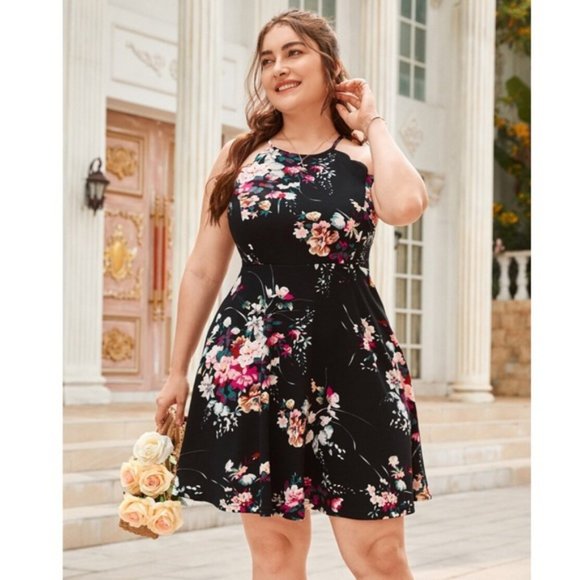 kmboutique Dresses & Skirts - Plus Size Scallop Trim Floral Dress
